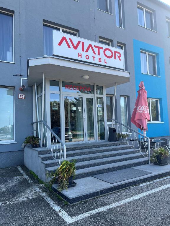 Aviator Garni Hotel Bratislava - Resim 1