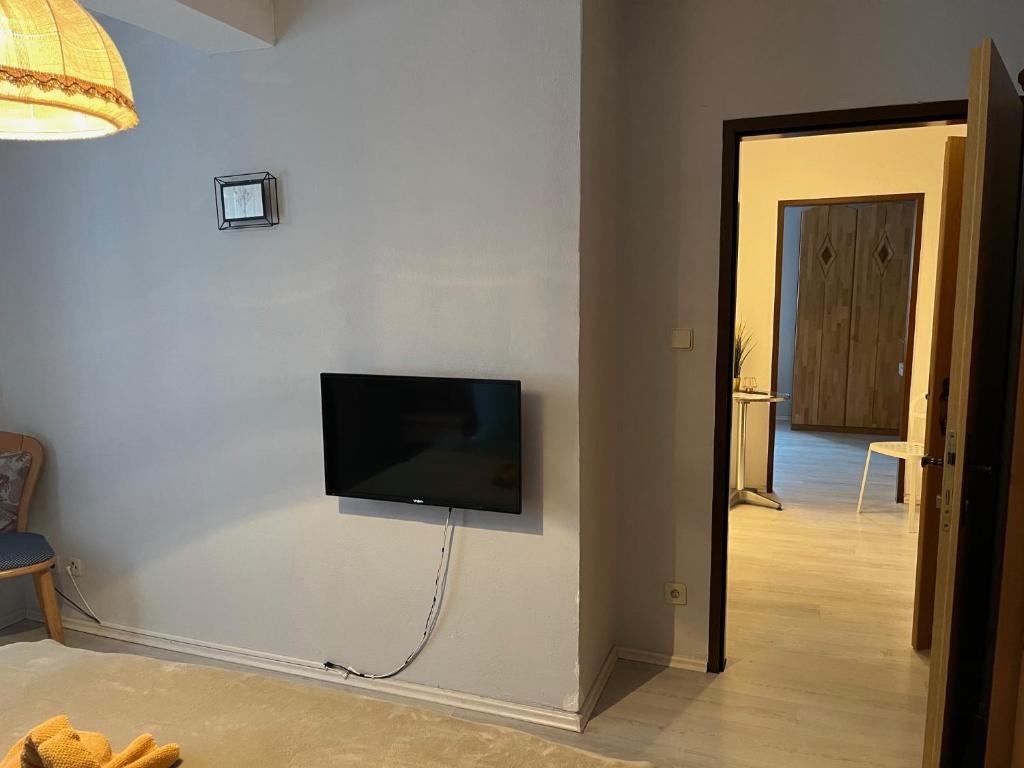 TV a/nebo společenská místnost v ubytování Pension Edlinger