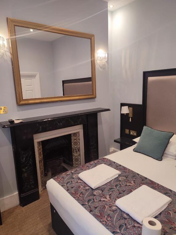 Arran House Hotel - Deluxe Double Room