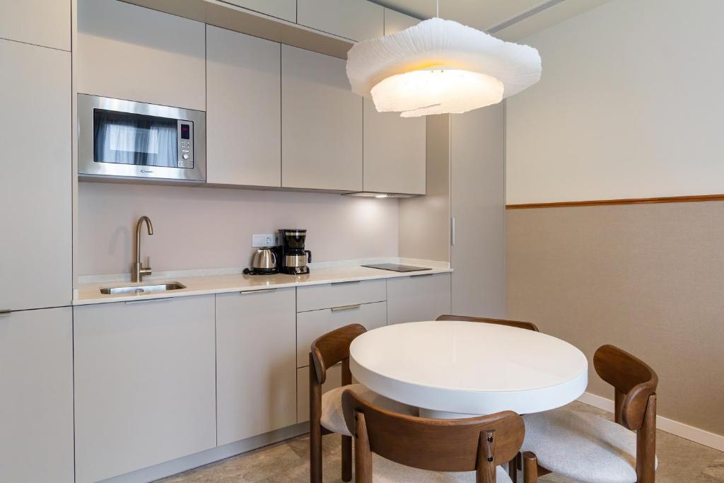 Feelathome O'Donnell Apartments - 7