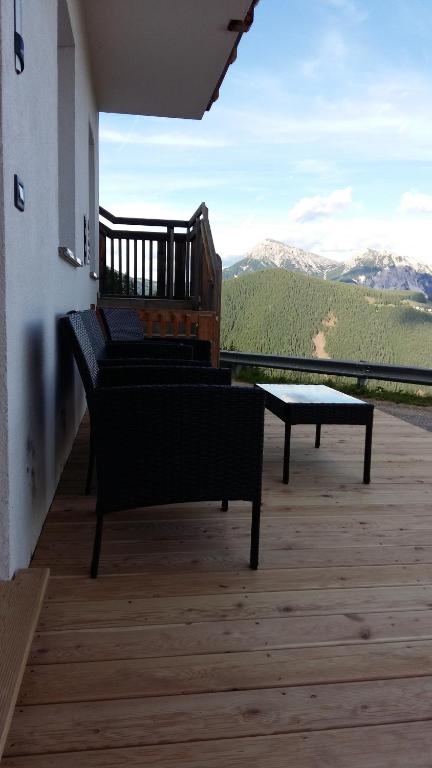 Nespecifikovaný výhled na hory nebo výhled na hory při pohledu z apartmánu