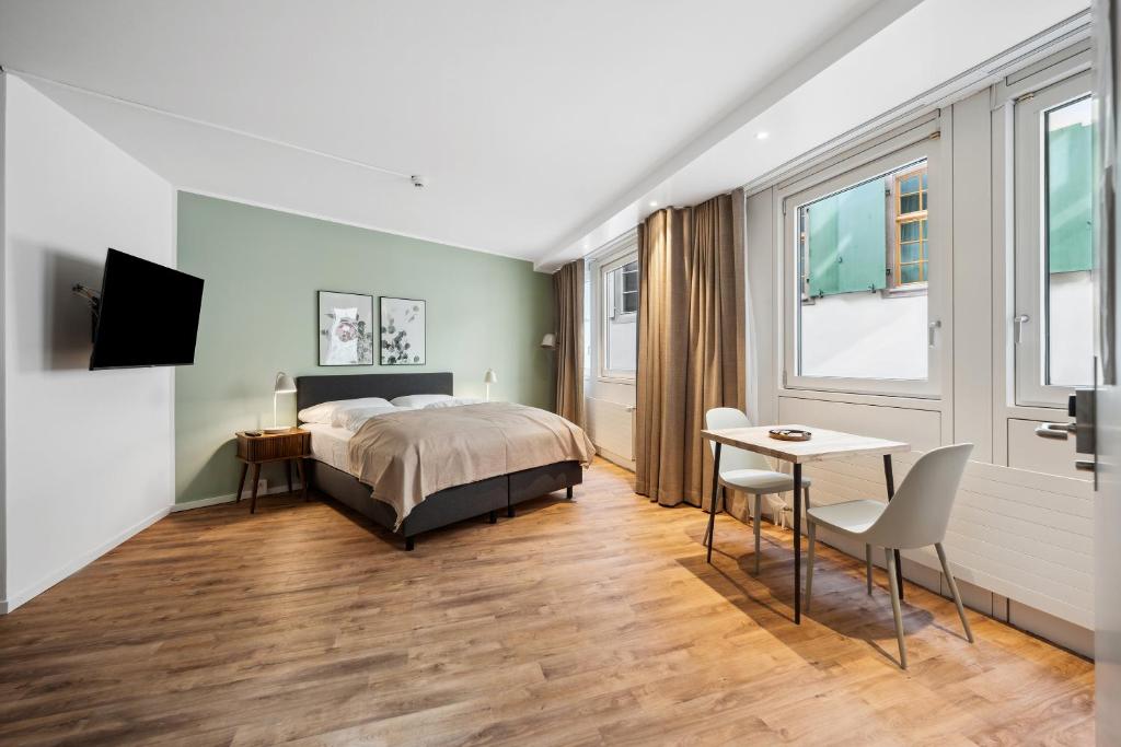 
Suite - Wheelchair accessible
