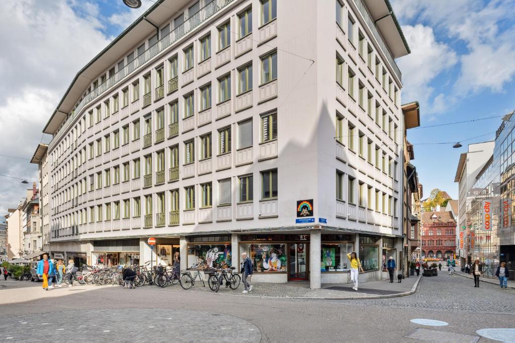 Limehome Basel Münzgasse - Resim 37