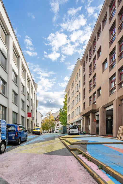 Limehome Basel Münzgasse - Resim 38