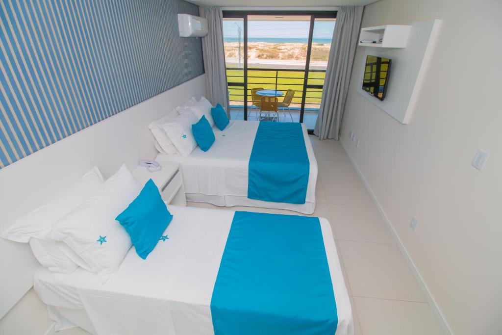  Ponta dos Molhes Beach Flat