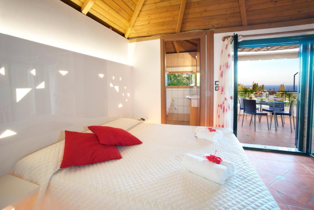 A bed or beds in a room at Felix Residence