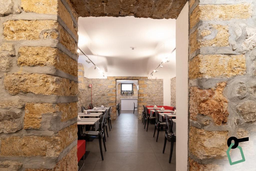 HOTIDAY Room Collection - Palermo Politeama - Resim 14