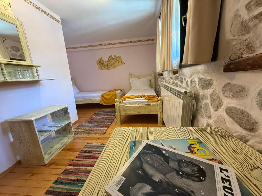 Posezení v ubytování Villa Melnik SPA Residence by BookVillaBG