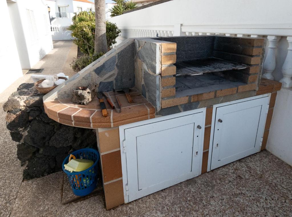 Kuchyňa alebo kuchynka v ubytovaní Villa La Maja Beachfront