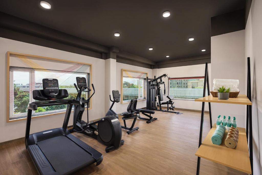 Fitness centrum a/nebo fitness zařízení v ubytování Ginger Coimbatore Airport , Avinashi Road