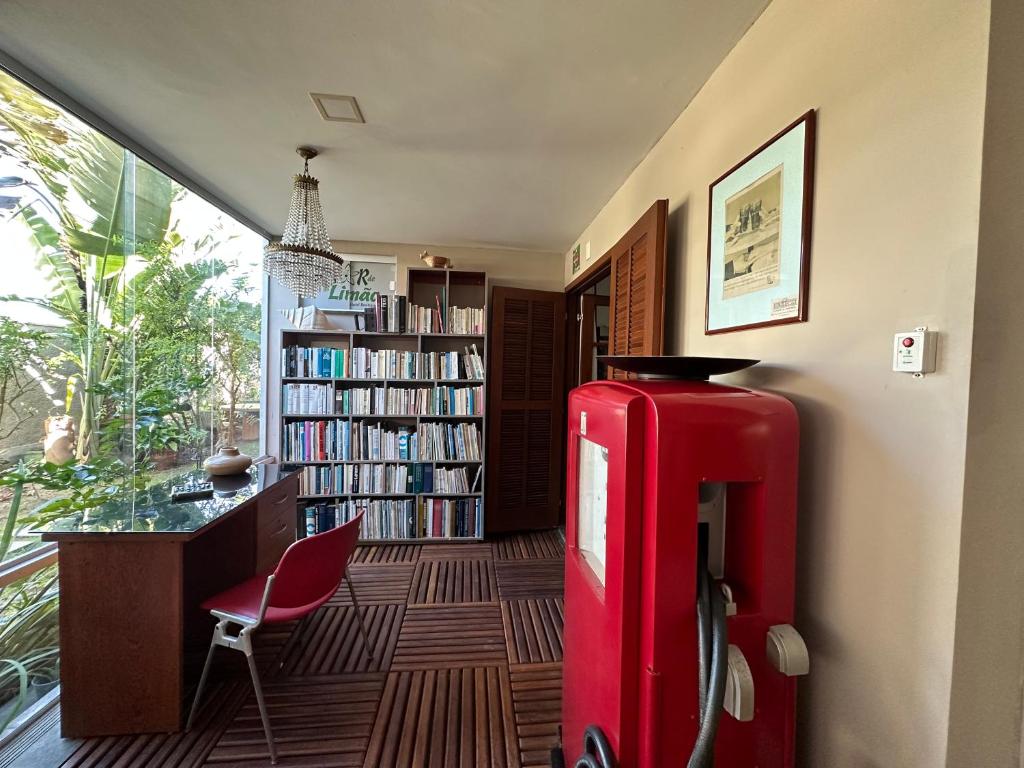 Flor de Limão Hotel Boutique - Sala De Reina Con Balcón
