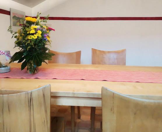 Fotografie z fotogalerie ubytování Ferienwohnung Langenstadt v destinaci Neudrossenfeld
