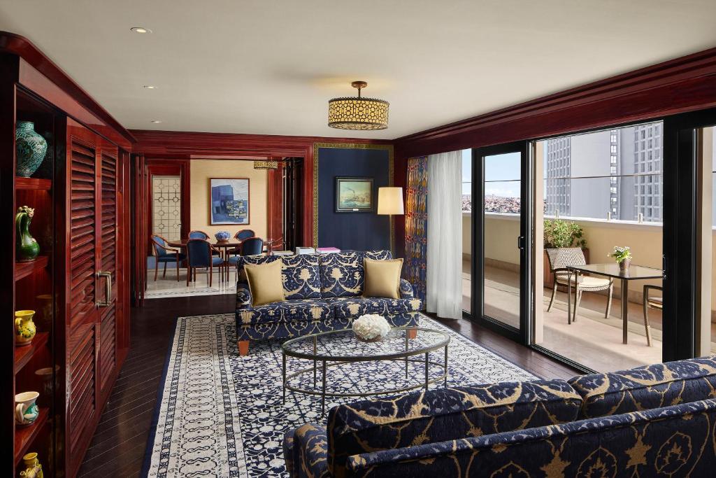Divan Istanbul - Terrace Suite With Bosphorus View