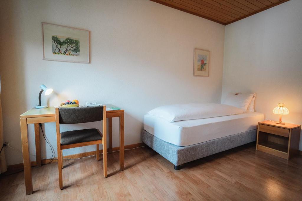 Postel nebo postele na pokoji v ubytování Hotel Haus Schönstatt contactless-Check-In