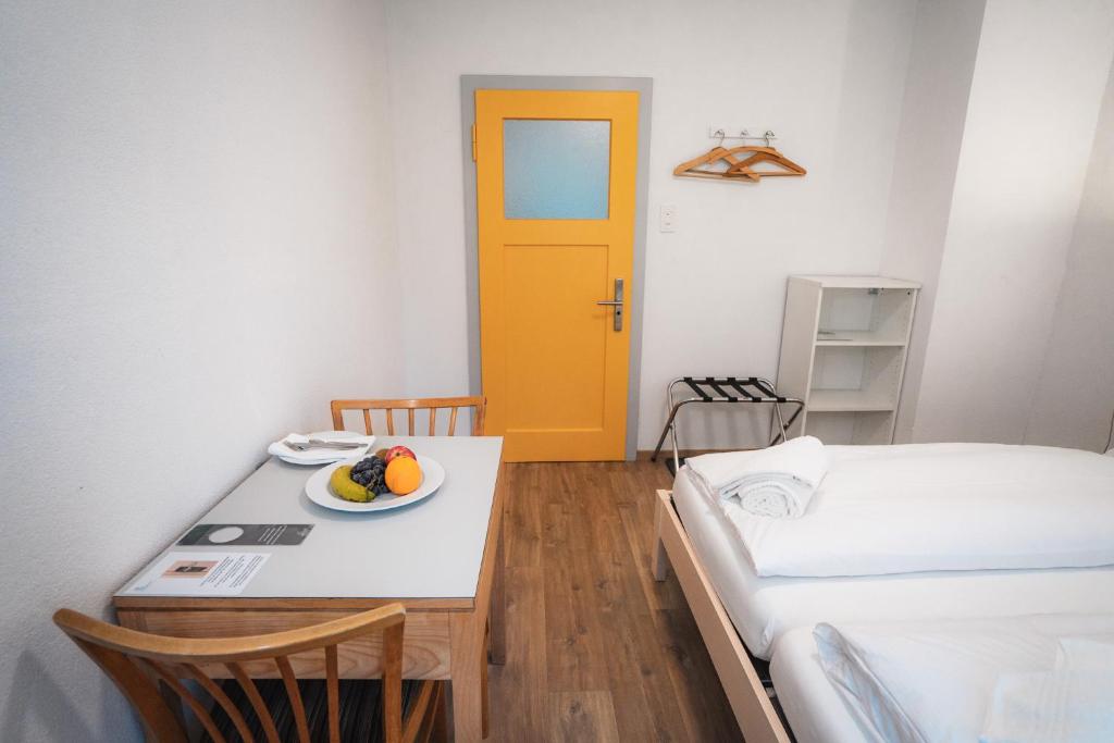 Postel nebo postele na pokoji v ubytování B&B Haus Schönstatt contactless- Check-In