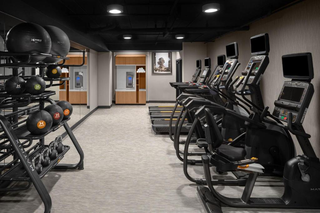 Courtyard by Marriott Pittsburgh University Center photo