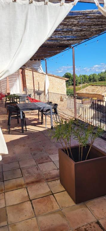 Balkón alebo terasa v ubytovaní Casa rural Masia Les Apieres