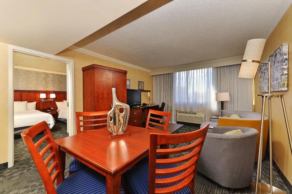 Courtyard by Marriott Denver Cherry Creek - Suite D'une Chambre Avec Deux Lits Queennes
