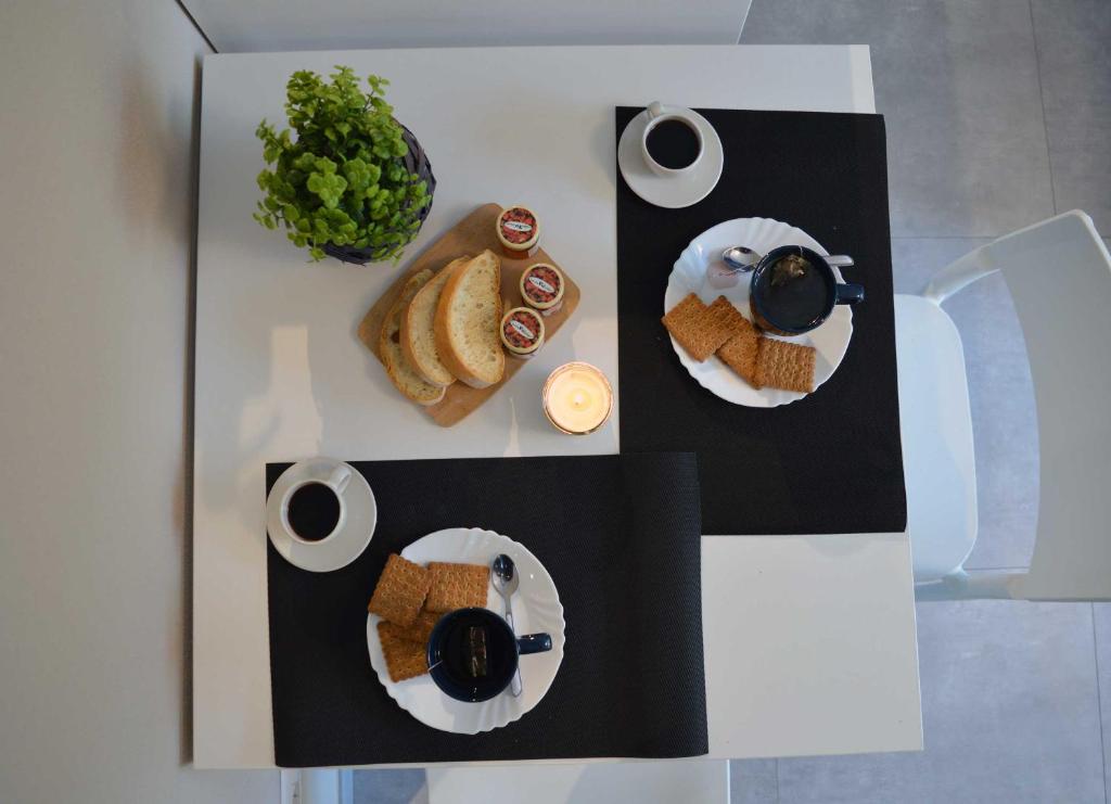 Jedlo v ubytovaní bed & breakfast alebo blízkom okolí