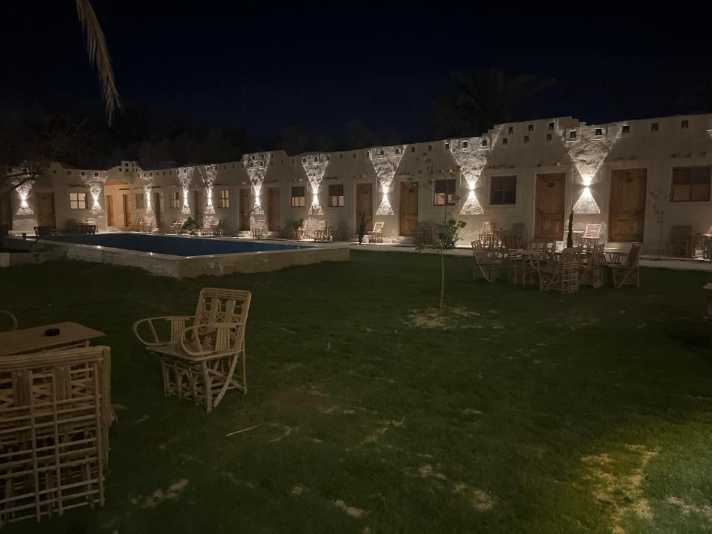Bazén v ubytování فندق إريغن Erighin siwa hotel nebo v jeho okolí