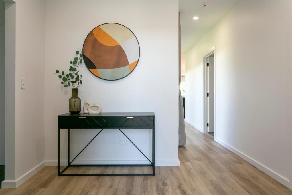 Taupo New Retreat - Stylish, Convenient and Gully track to the lake - Resim 14