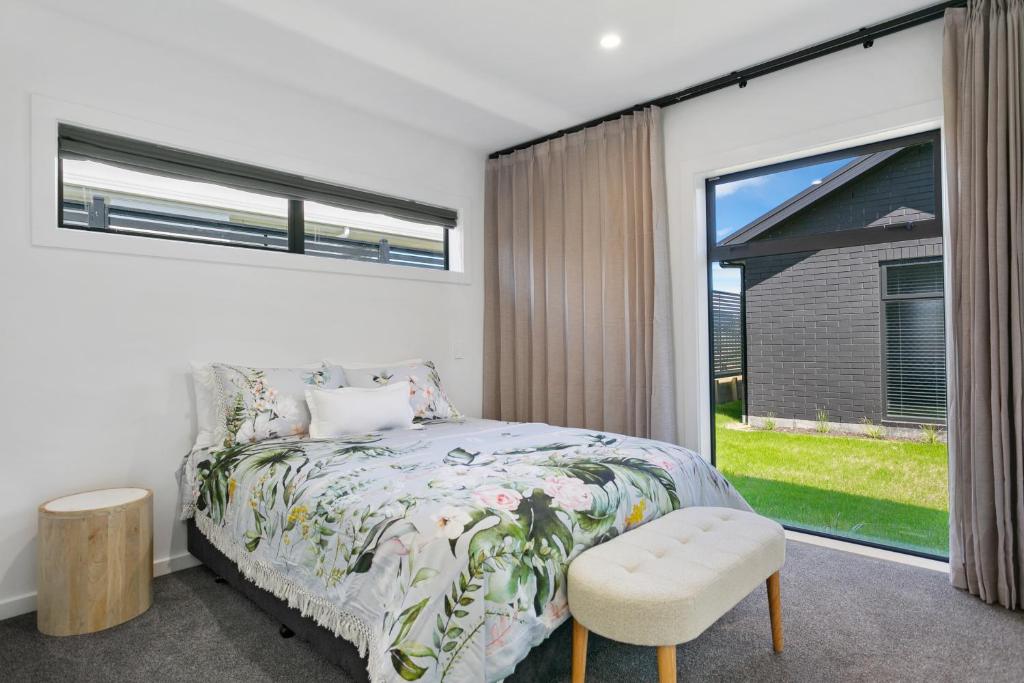 Taupo New Retreat - Stylish, Convenient and Gully track to the lake - Resim 21