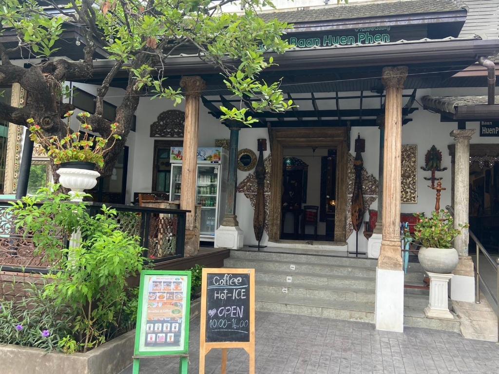 Baan Huenphen Boutique Hotel - Resim 11
