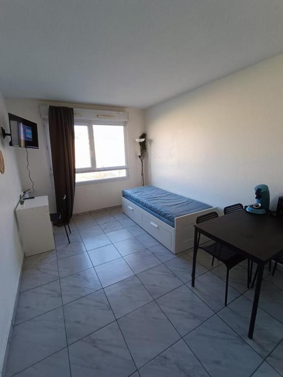 Appartement tout équipe à 6min de St Charles - Studio
