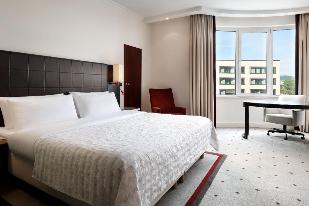 Le Méridien Stuttgart - Resim 36