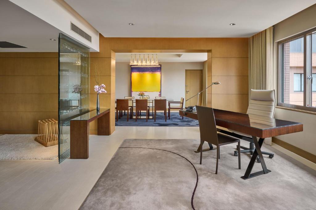 Posezení v ubytování Sheraton Grand Taipei Hotel