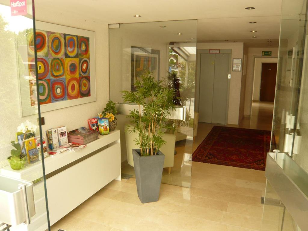 Fotografie z fotogalerie ubytování Gartenstadt Hotel v destinaci Ludwigshafen am Rhein