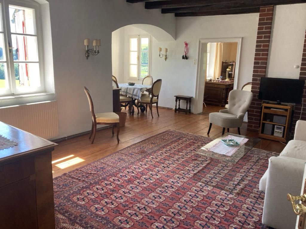 Posezení v ubytování Hotel Landsitz Pichlschloss