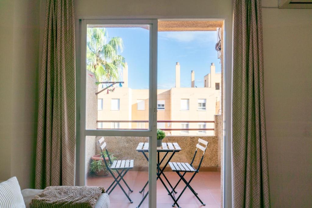 Sunny Hideaway Guadalmar