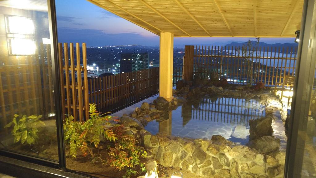Balkón nebo terasa v ubytování Onyado Nono Sakaiminato Natural Hot Spring