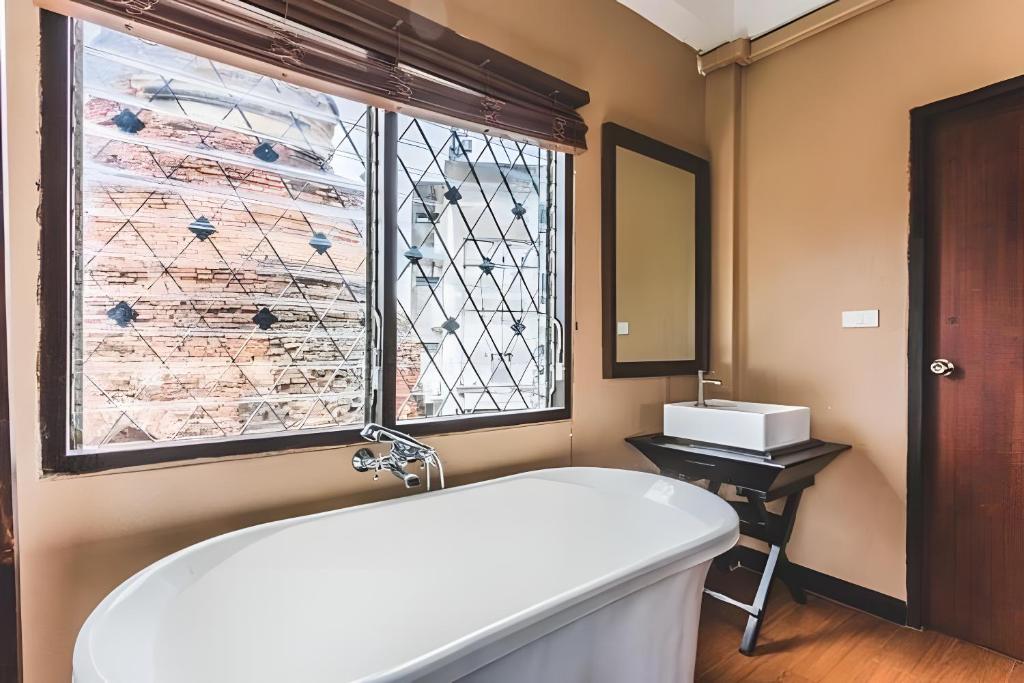 Naptel Changmoi - Thaphae แนปเทล ช้างม่อย ท่าแพ X - Appartamento Con Una Camera Da Letto