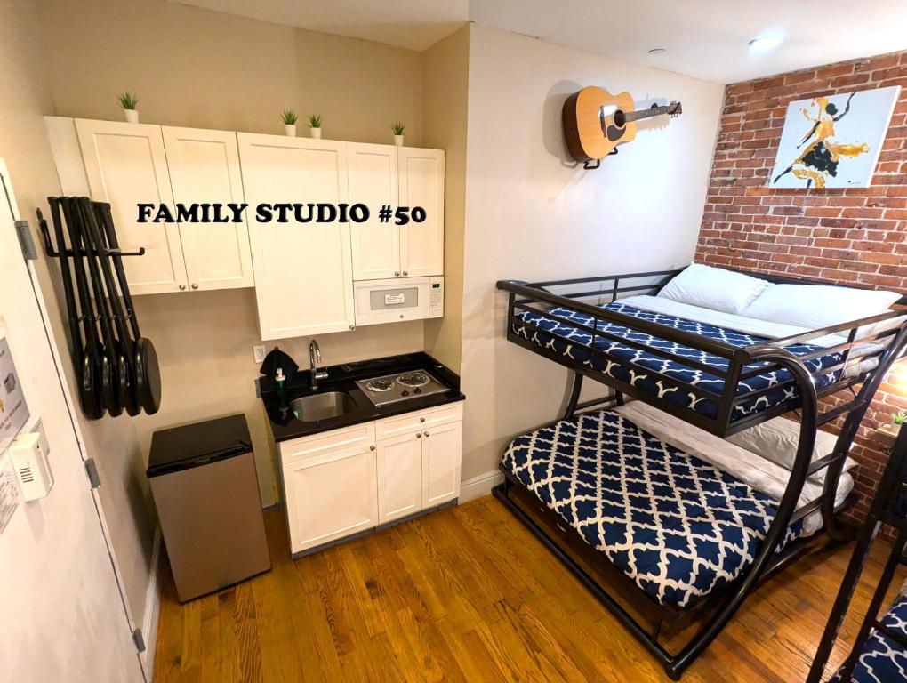NYC Empire Apartments - Family Studio #50