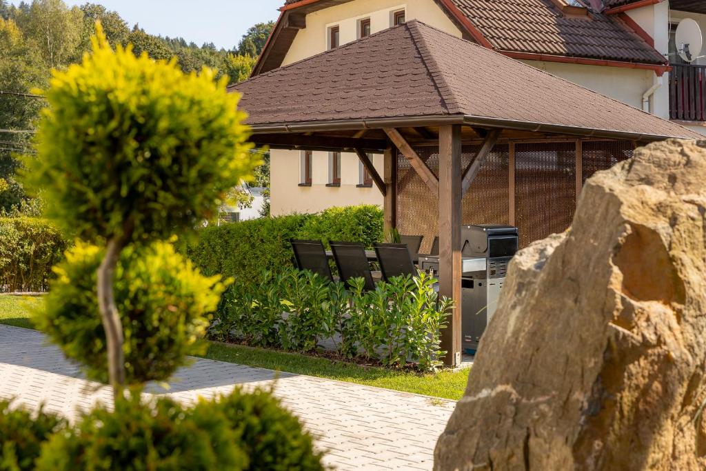 Budynek, w którym mieści się apartament
