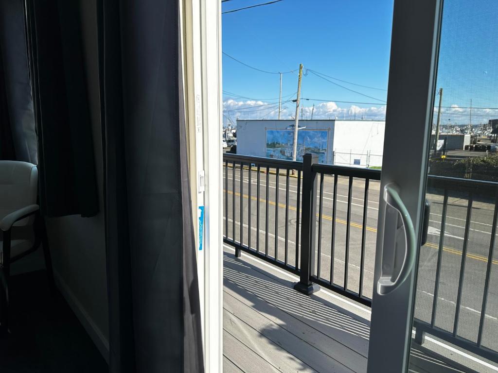 Balkón nebo terasa v ubytování Dock Street Inn