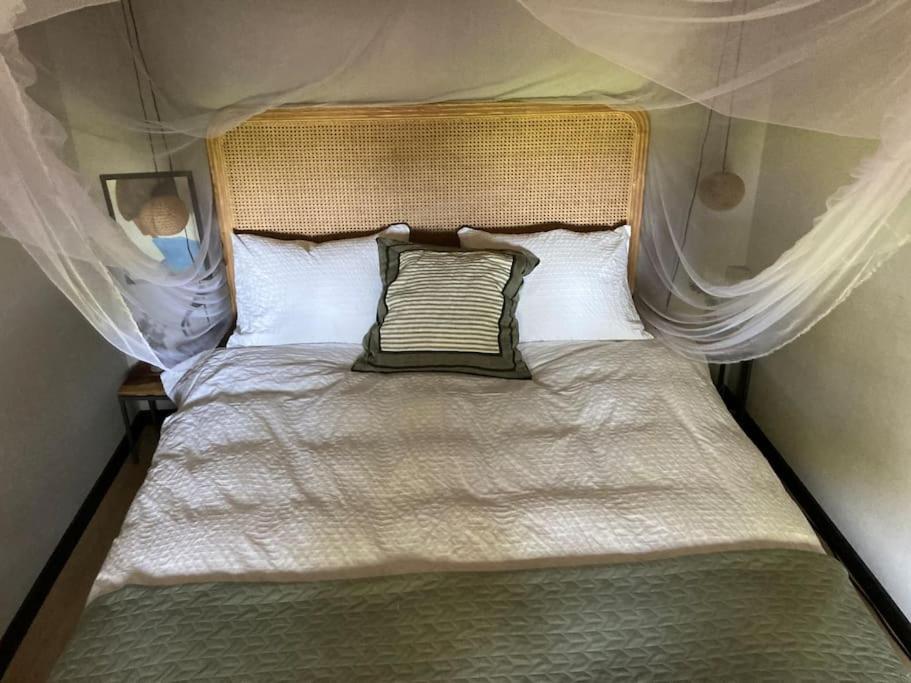 Postel nebo postele na pokoji v ubytování Het Landje in Friesland