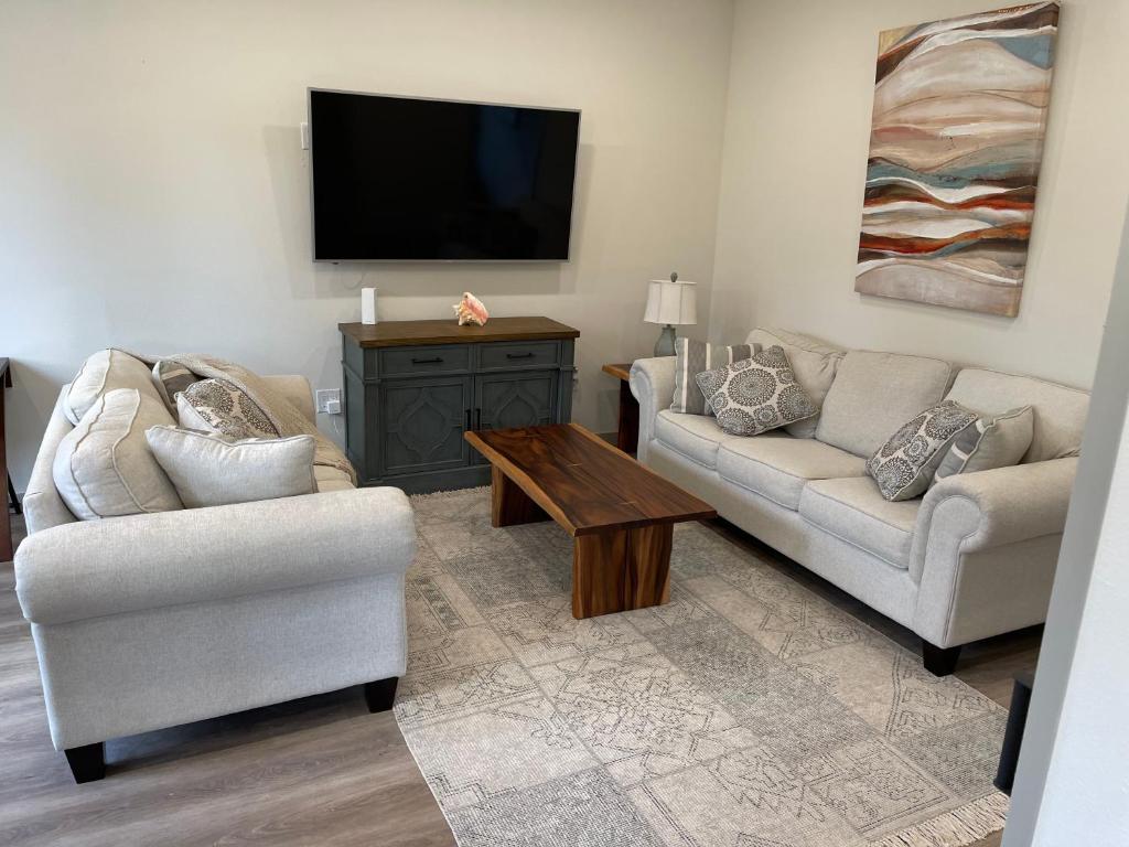 Country Oasis B - Twee Slaapkamers Huis