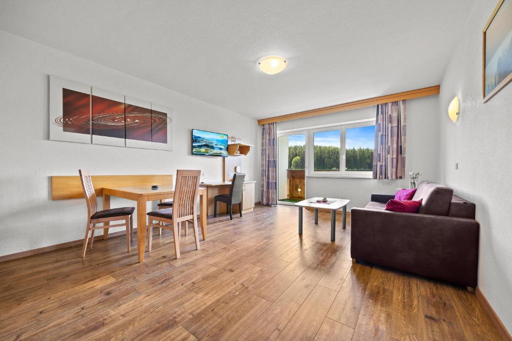 Aparthotel Sunrise - 7