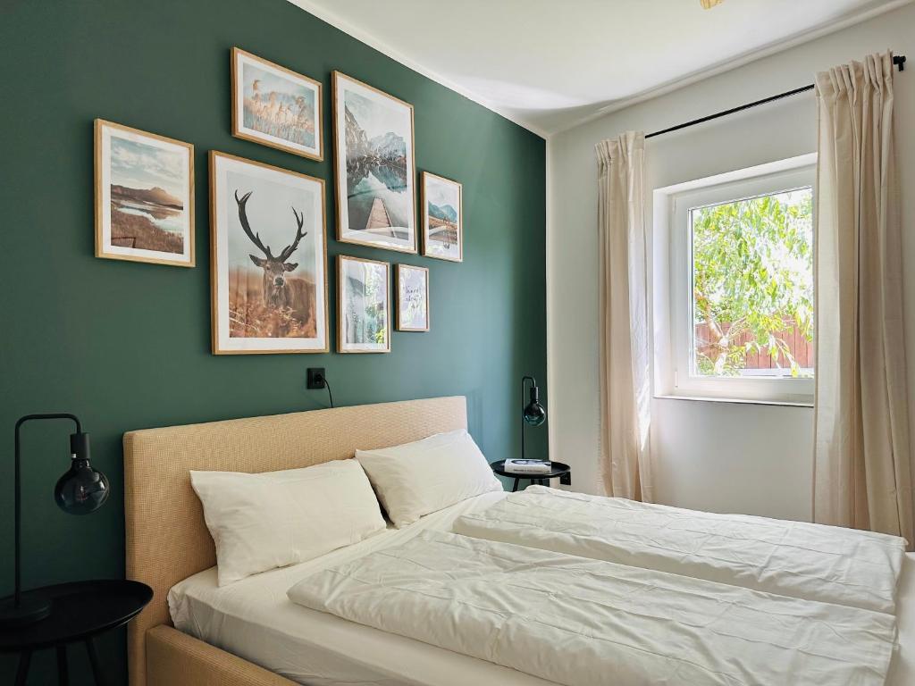 Postel nebo postele na pokoji v ubytování Modern und stilvoll eingerichtetes Tiny House