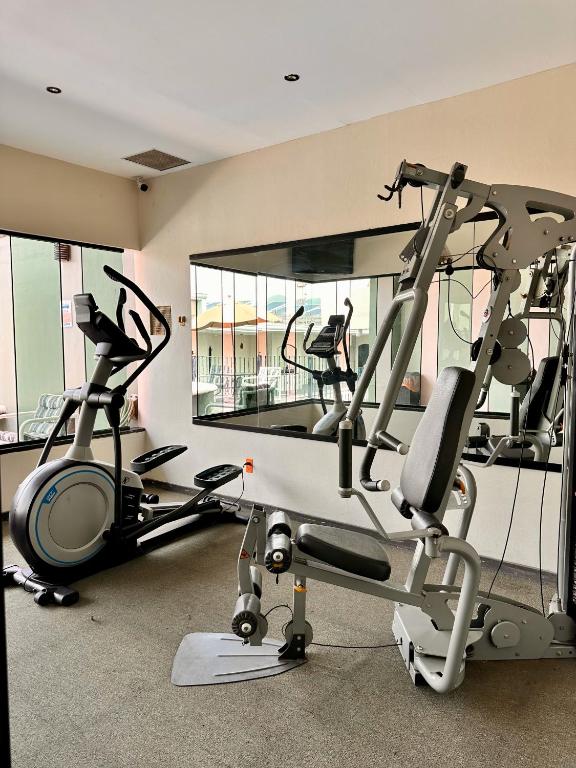 Fitness centrum a/nebo fitness zařízení v ubytování Hotel Centro Apatzingán