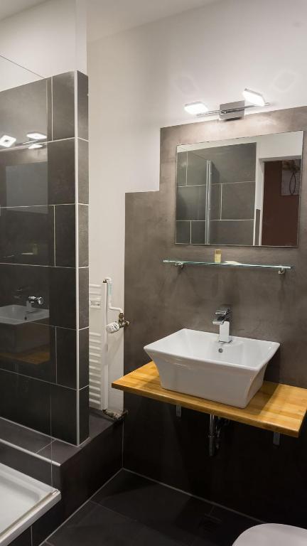 Hotel Skada City Cölln - Resim 18