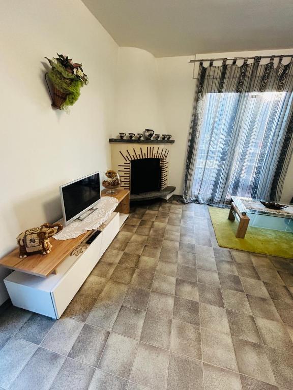 TV a/nebo společenská místnost v ubytování Jasmina