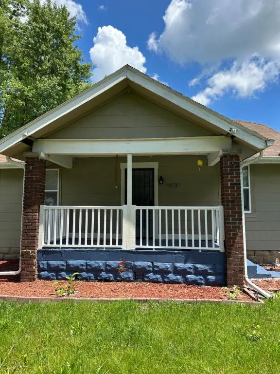 My Modern Indy home in Terre Haute