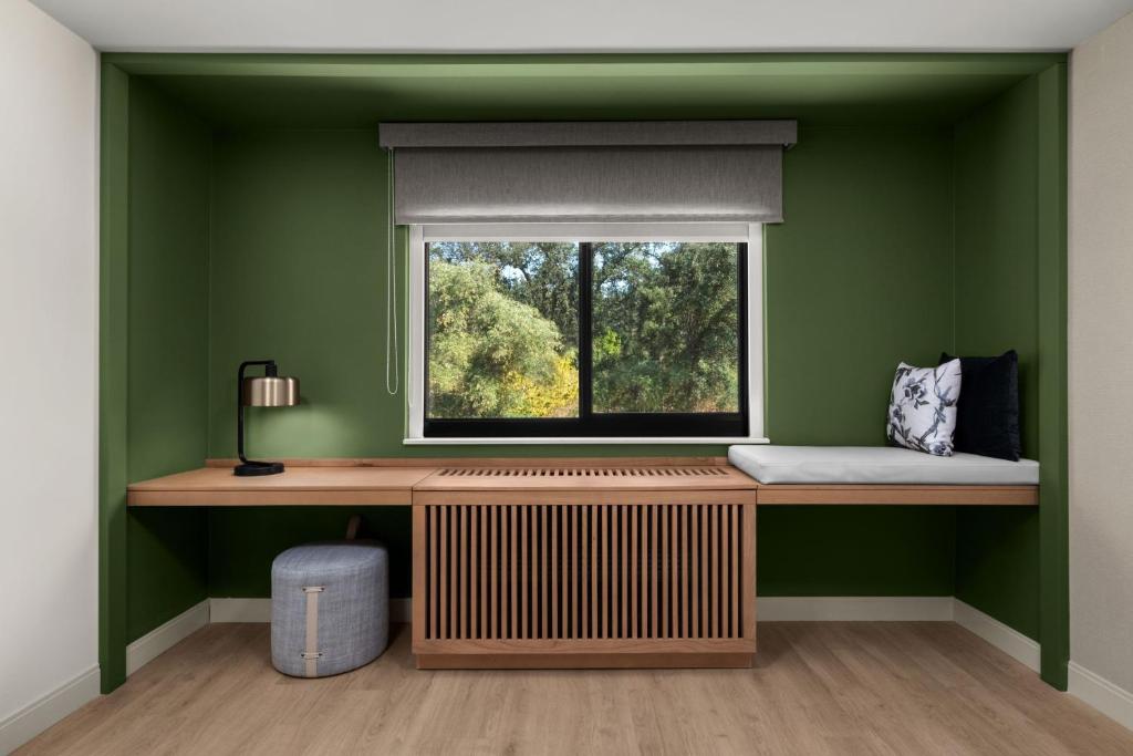 The Inelle, Oakhurst Yosemite, a Tribute Portfolio Hotel - 国王套房