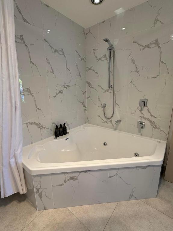 Centre Court Motel - Resim 23