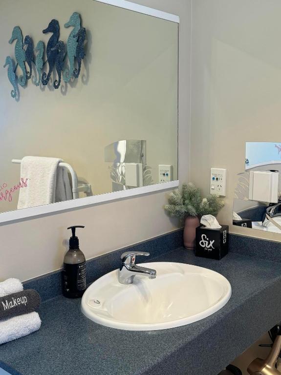 Centre Court Motel - Resim 25