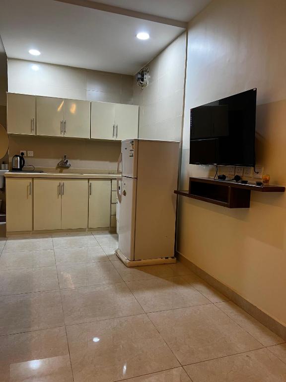 مطبخ أو مطبخ صغير في شقق فاخرة Luxury apartments